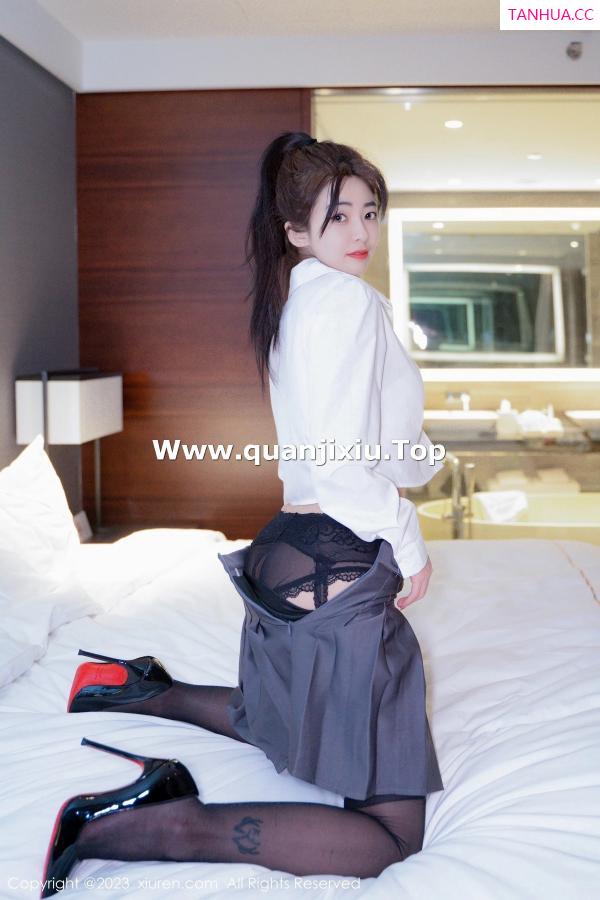   [XiuRen]高清写真图 2023.03.21 No.6444 星子柒kiki 黑丝美腿第60张图片